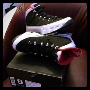 9 Jordan "Johnny Kilroy"